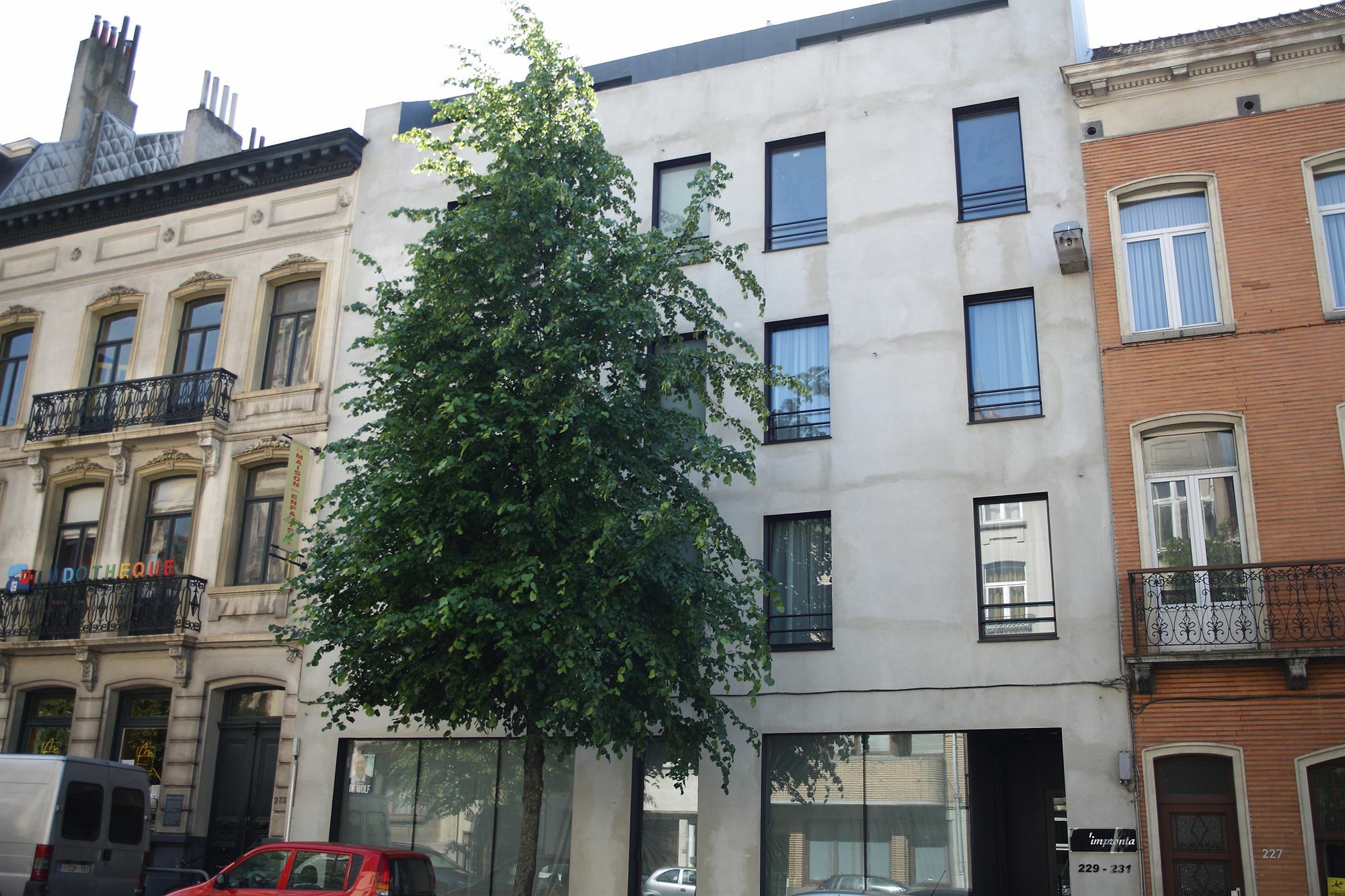 Aparthotel L'Impronta Etterbeek Экстерьер фото