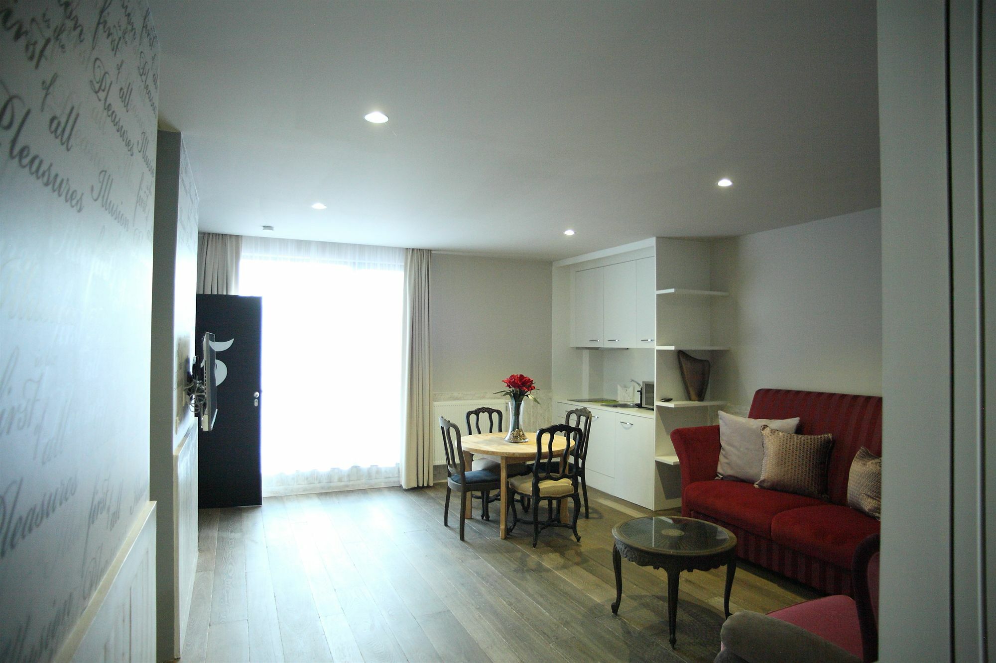 Aparthotel L'Impronta Etterbeek Экстерьер фото